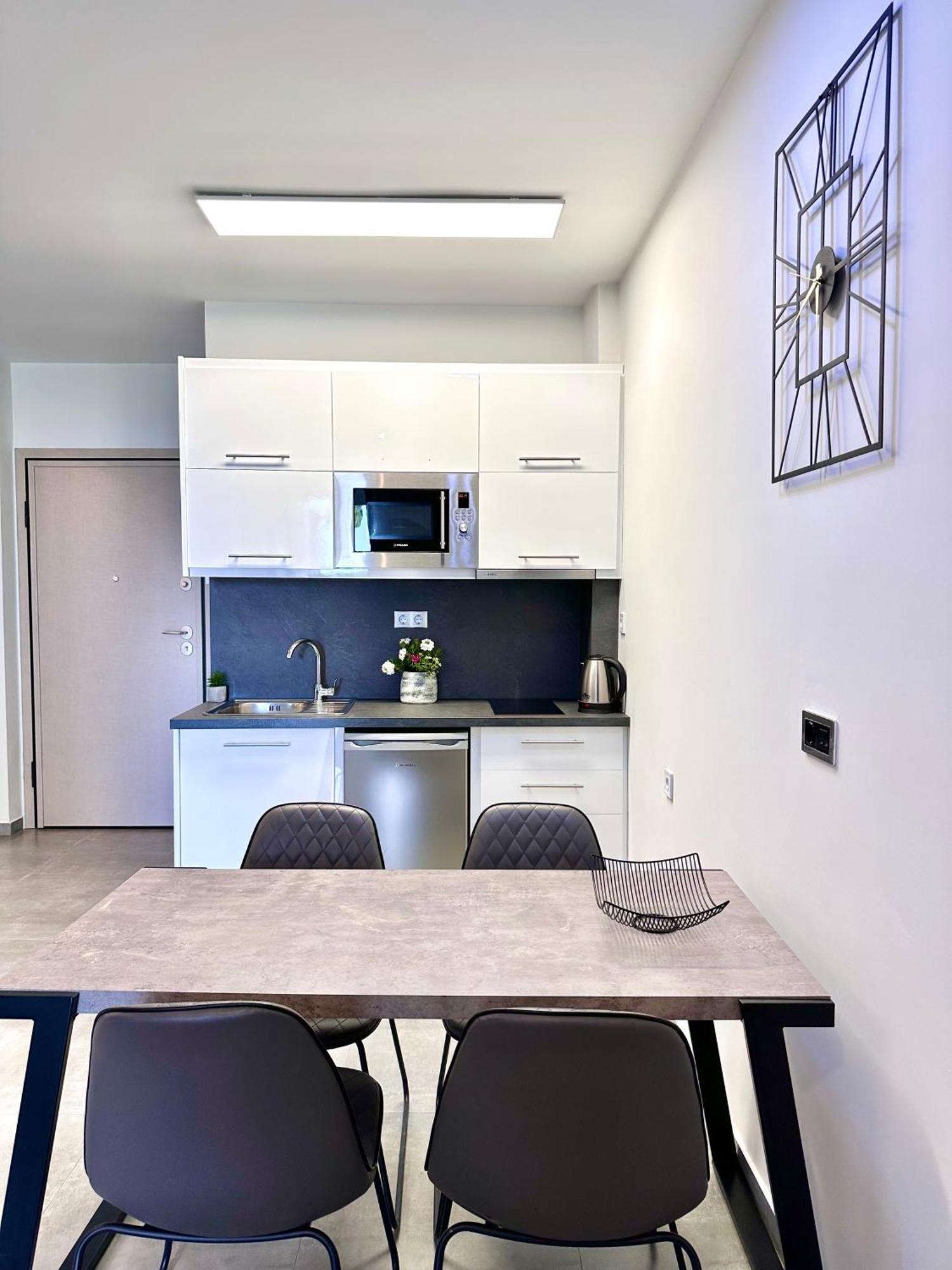 Appartamento Rita Sea View Kallithea  Esterno foto