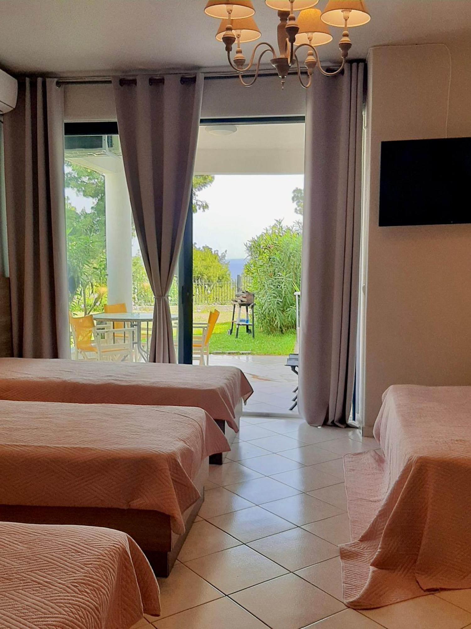 Appartamento Rita Sea View Kallithea  Esterno foto